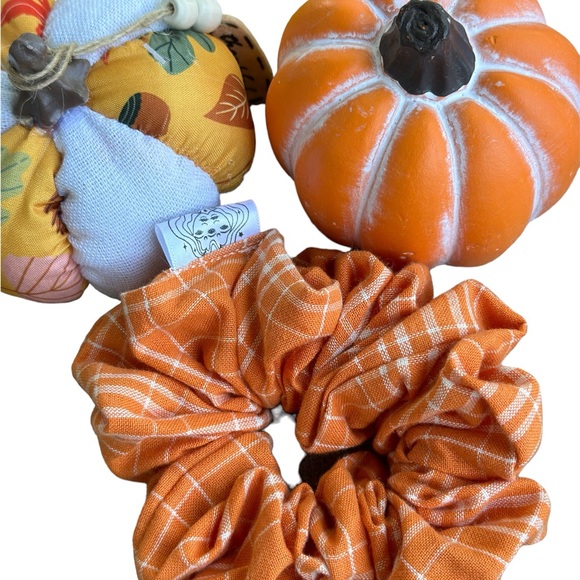 Bundle of 6 Handmade Scrunchie Hair Accesories print Scrunchies - Picture 2 of 6